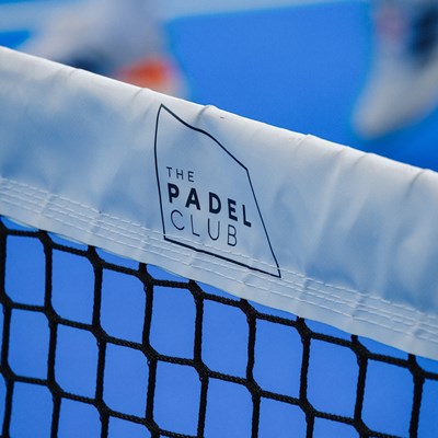Padel Club net and player